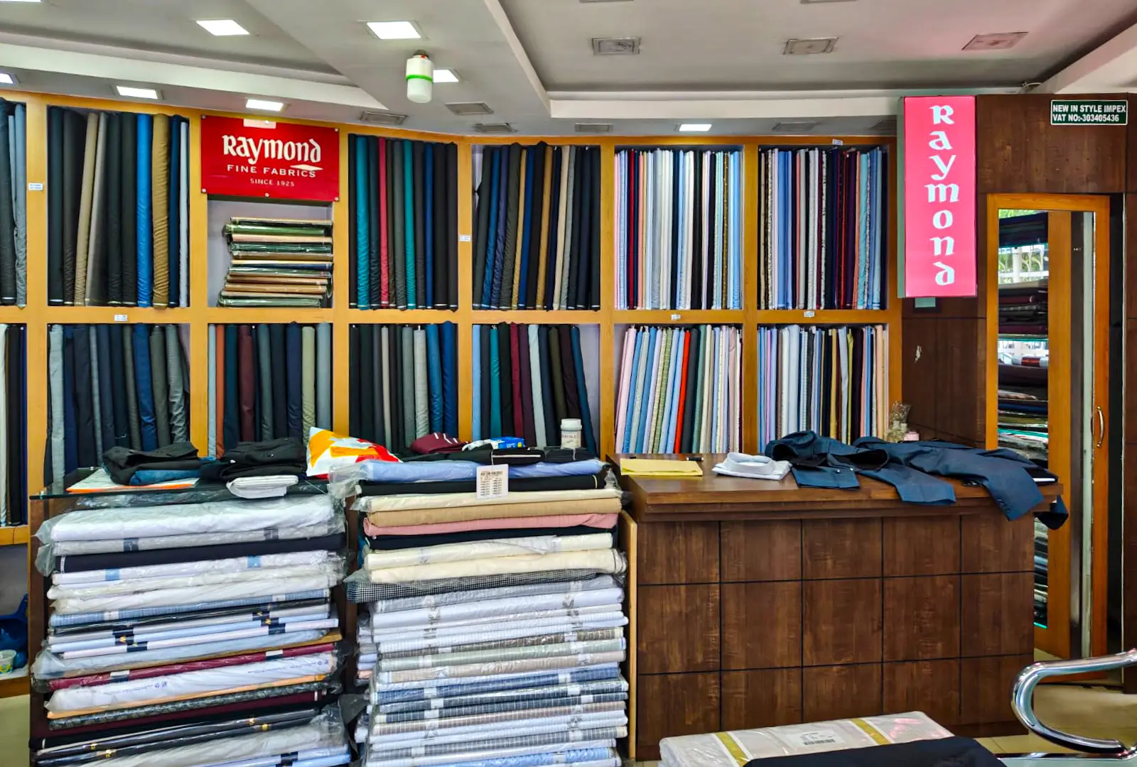 New in style tailoring and shorting suiting center